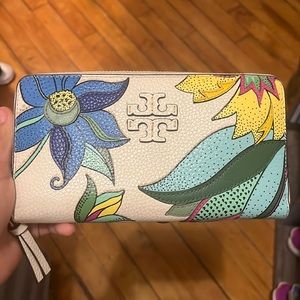 Tory Burch multi color wallet
